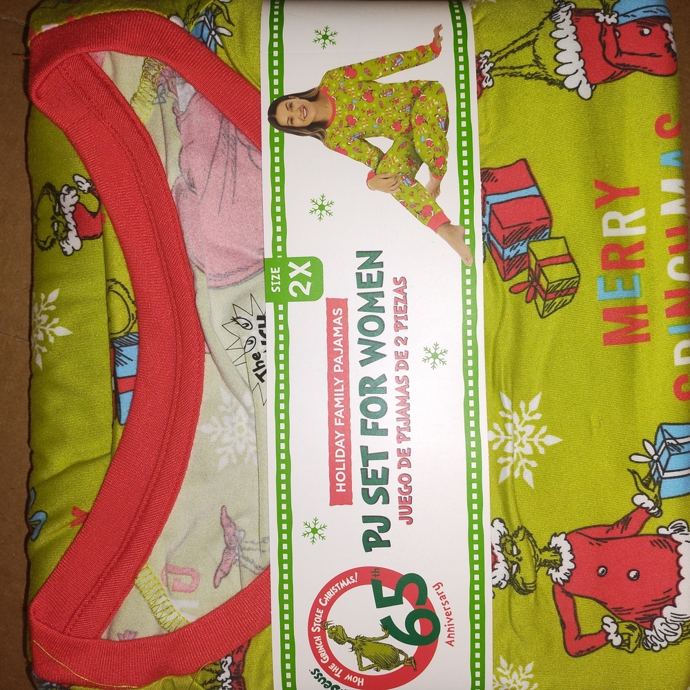 Dr. Seuss Grinch XL Women's Pajama Set - Lime and Red